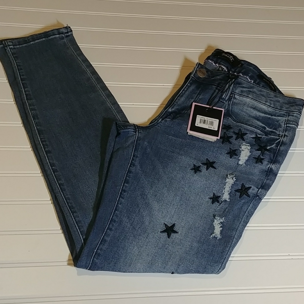 Nanette Lepore Nolita Skinny 🌟 Embroidered Jeans